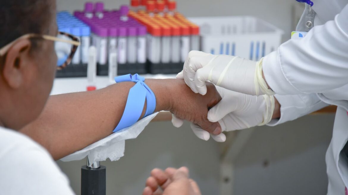 Laboratório Clínico do Hospital de Base mantém nível de excelência pelo sexto ano consecutivo