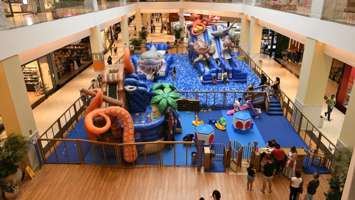 Férias no JK Shopping transformam o passeio em uma experiência completa de lazer para toda a família
