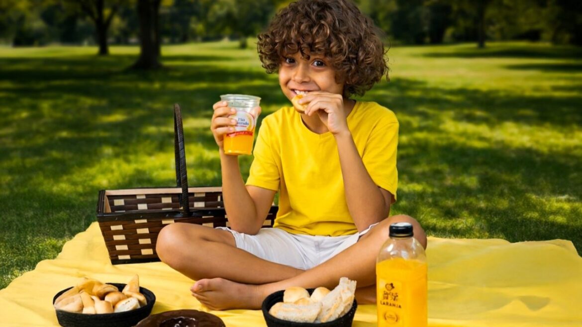 Longe das telas, perto de quem importa: Rede Pão Dourado lança kit Picnic para estimular o tempo de qualidade em família