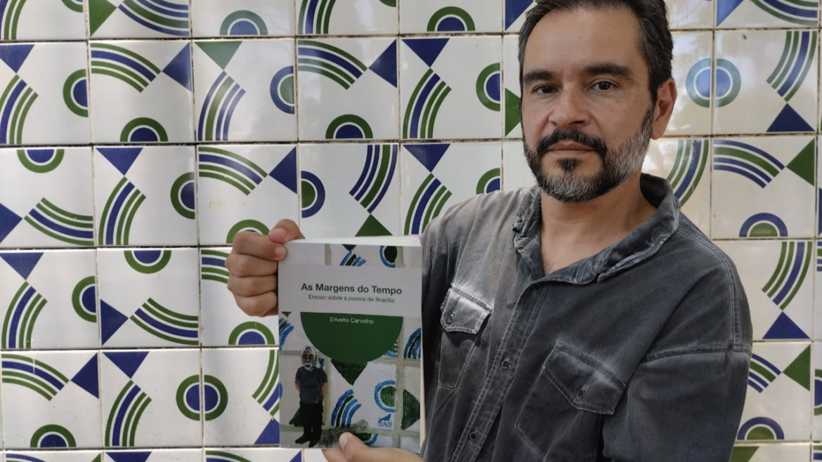 Roda de conversa na Biblioteca Demonstrativa debate a poesia de Brasília a partir das margens do tempo