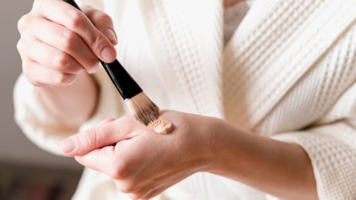 Tratamento invisível: como a maquiagem pode auxiliar os cuidados com a pele a longo prazo