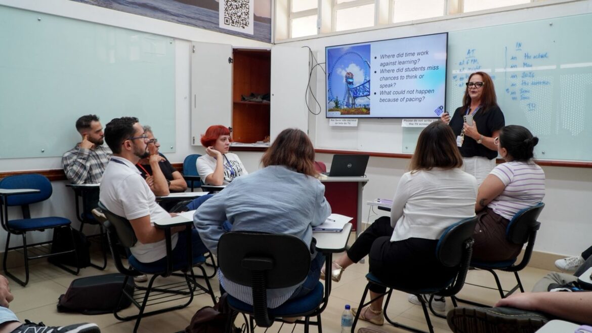 Programa gratuito para professores de inglês está com inscrições abertas
