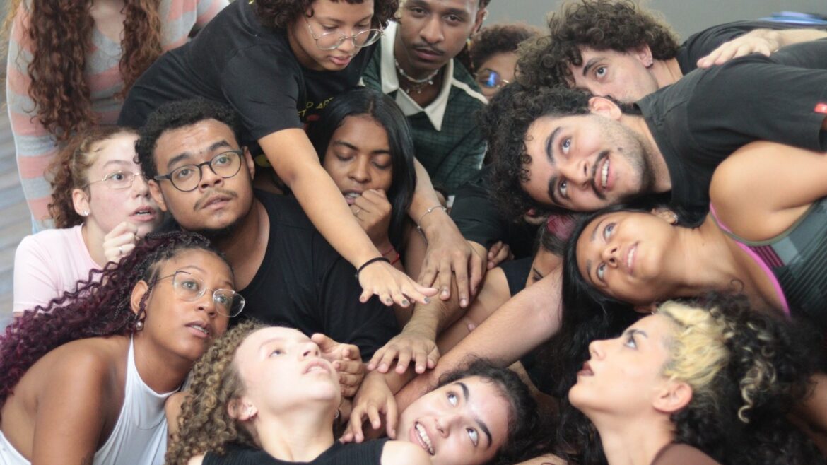 Corpo-Memória: Residência Artística em Teatro e Dança Negra abre inscrições gratuitas para formação de artistas