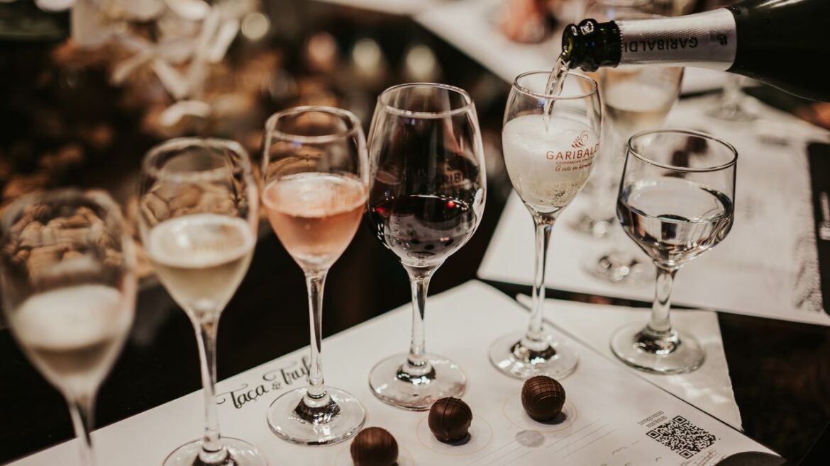 Que tal unir viagem, vinhos e chocolate?