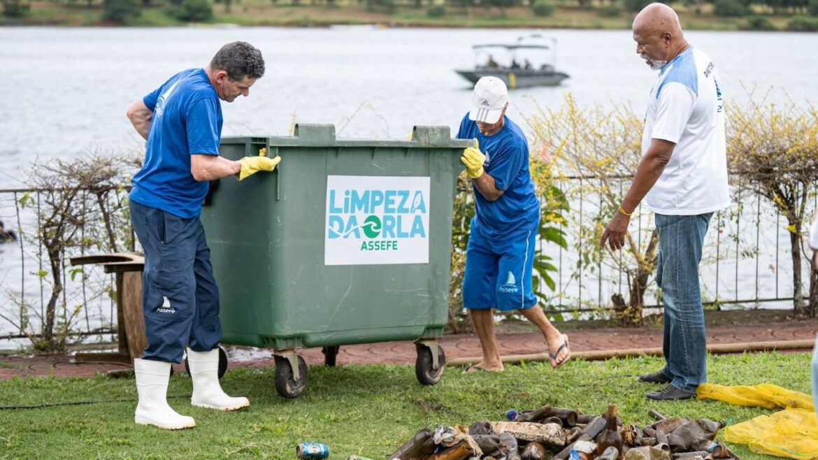 Ação pelo Dia Mundial da Água retira 0,5 tonelada de lixo do Lago Paranoá