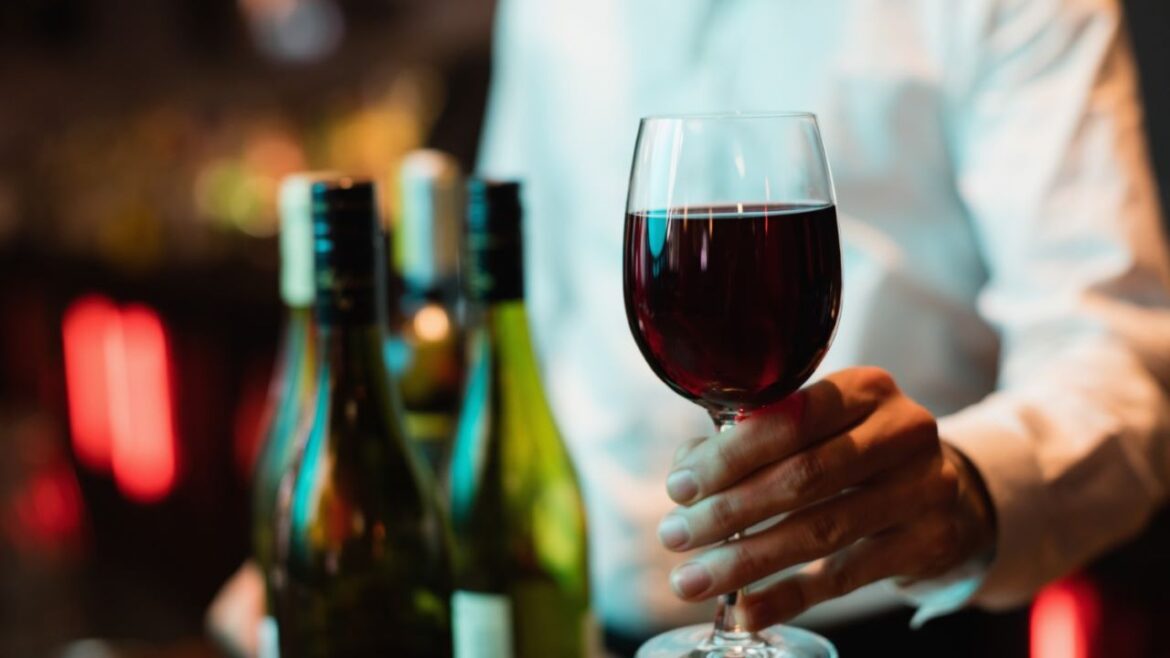 Ultrabox realiza festival de vinhos com degustação e ofertas especiais