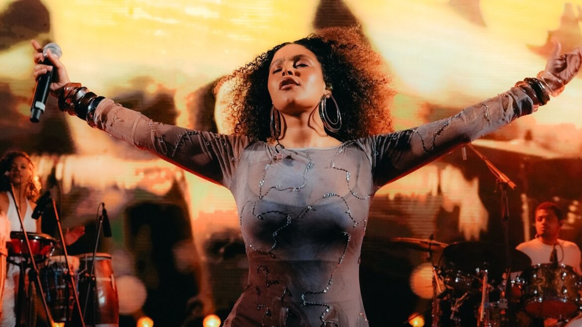 Rachel Reis leva Divina Tour para Brasília