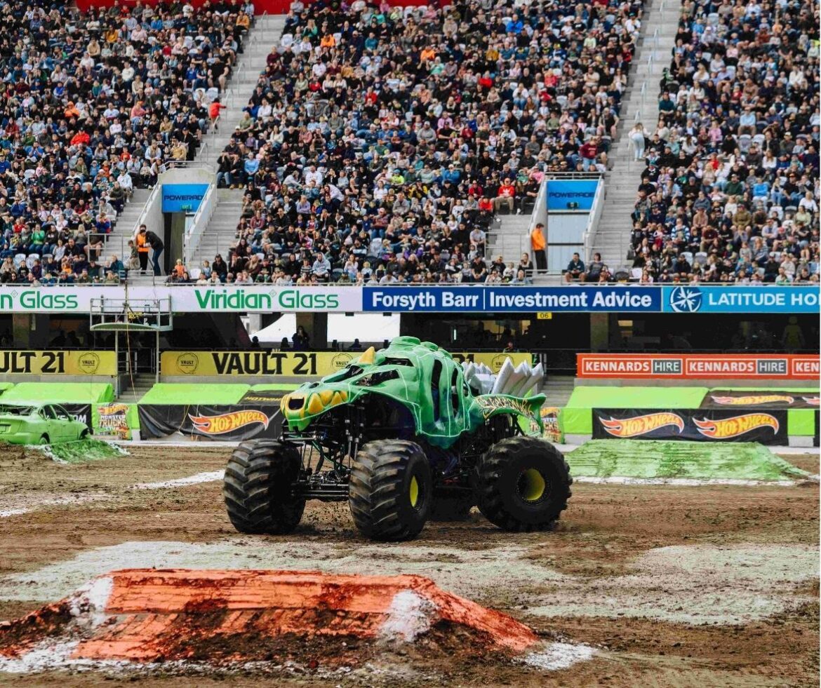 Hot Wheels Monster Tryucks Live™