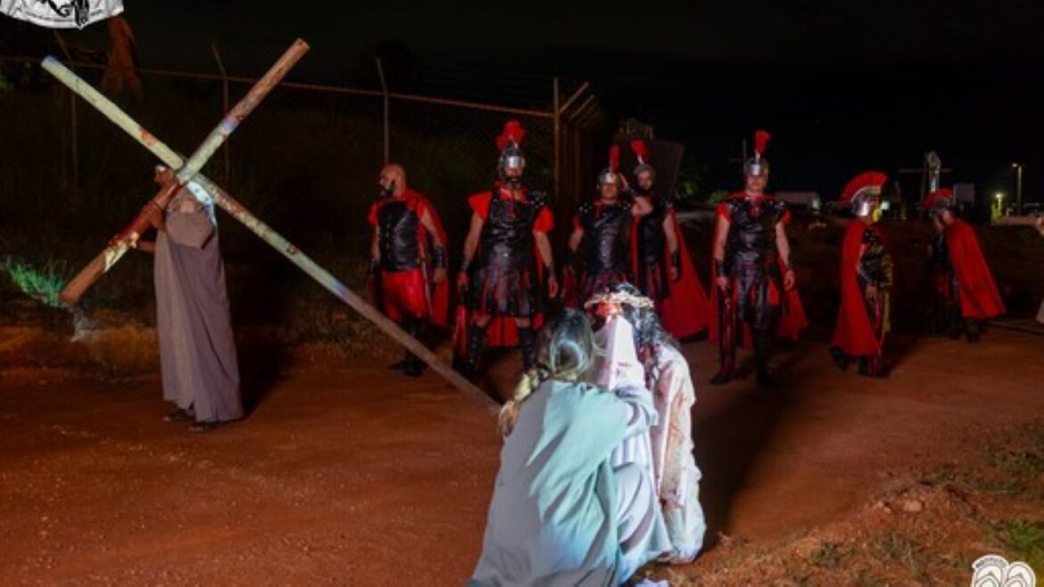 Via Sacra de São Sebastião mobiliza comunidade em sua 34ª edição no Domingo de Páscoa