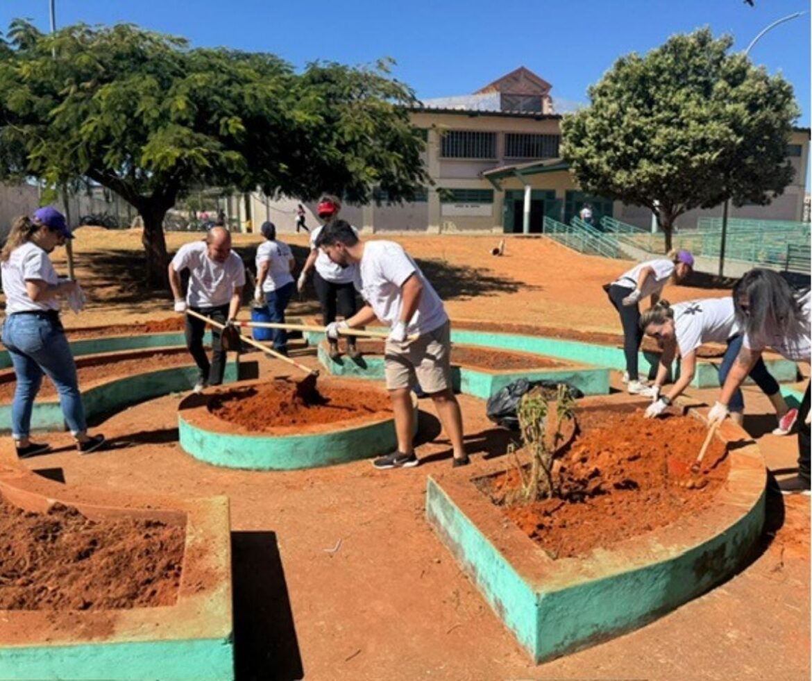 Dia dos Voluntários Telefônica Vivo mobiliza mais de 11 mil colaboradores e impacta cerca de 46 mil pessoas em 37 cidades brasileiras
